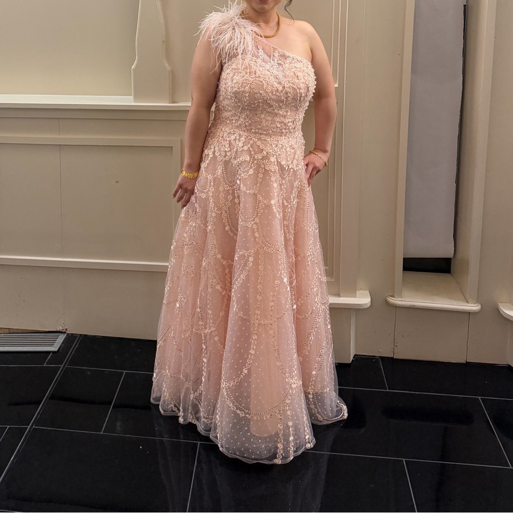 Mac Duggal Pink Embellished One Shoulder A Line Gown - Picture 3 of 7